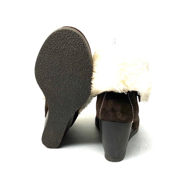 Very Volatile Booties - Picture 5 of 8